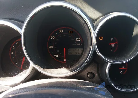 2006 Pontiac Vibe z USA, uszkodzony, nr VIN 5Y2SL658X6Z402145